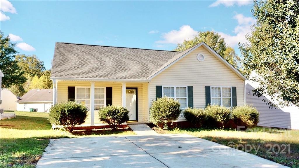 Property image 1 at 629 Kingville Drive, Charlotte, NC 28213