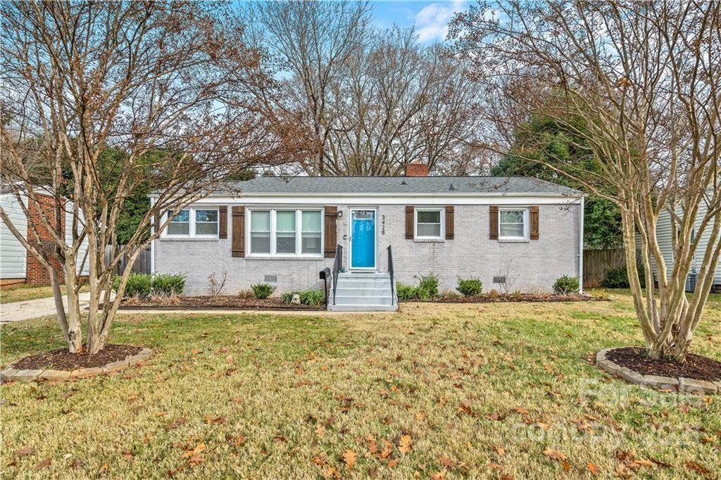 Property image 1 at 3428 Airlie Street, Charlotte, NC 28205