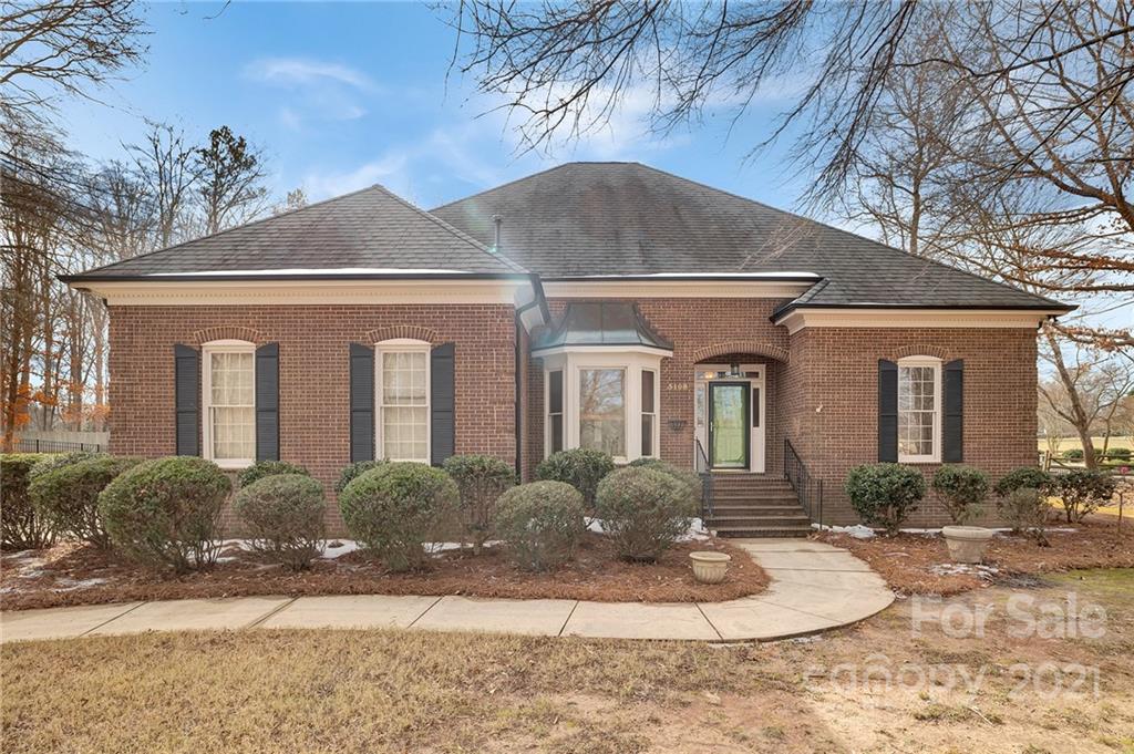 Property image 1 at 5108 Laurel Grove Lane, Matthews, NC 28104
