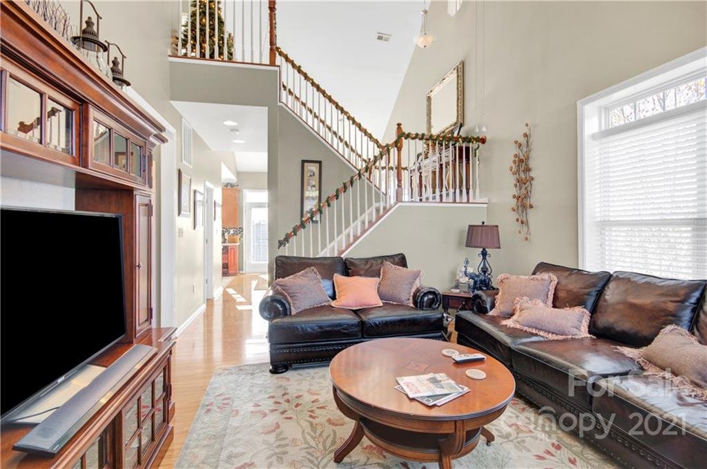 105 Forest Ridge Road