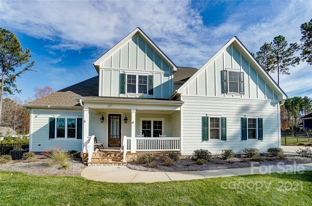 Property image 1 at 127 Castle Drive, Mooresville, NC 28117
