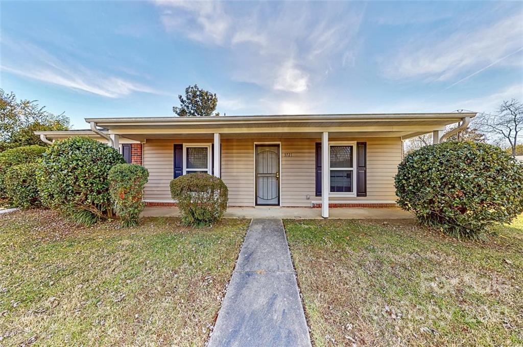 Property image 1 at 3721 Fagan Way, Charlotte, NC 28216