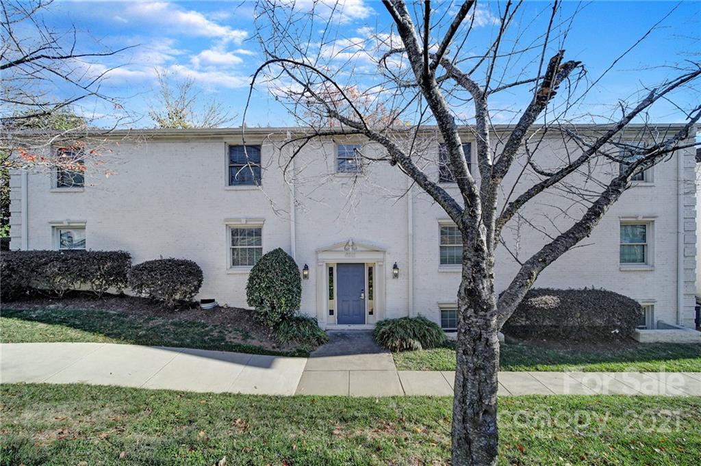 Property image 1 at 4911 Park Road, Charlotte, NC 28209