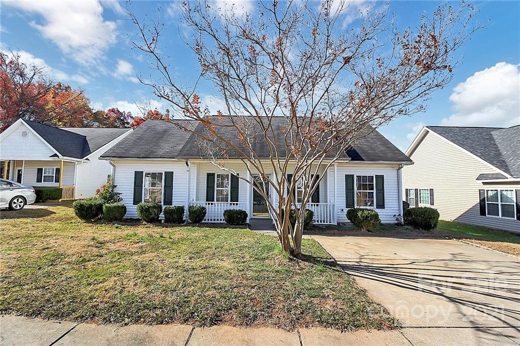 Property image 1 at 1917 Nigel Court, Charlotte, NC 28213