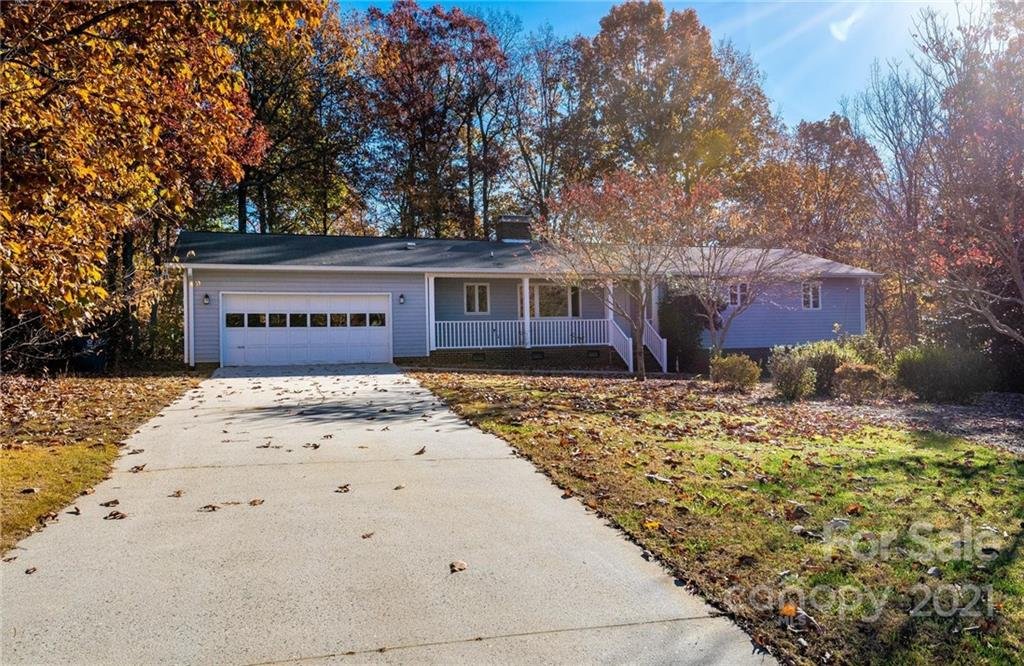 Property image 1 at 1140 Knollwood Drive, Claremont, NC 28610