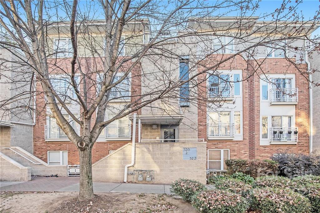 522 Donatello Avenue