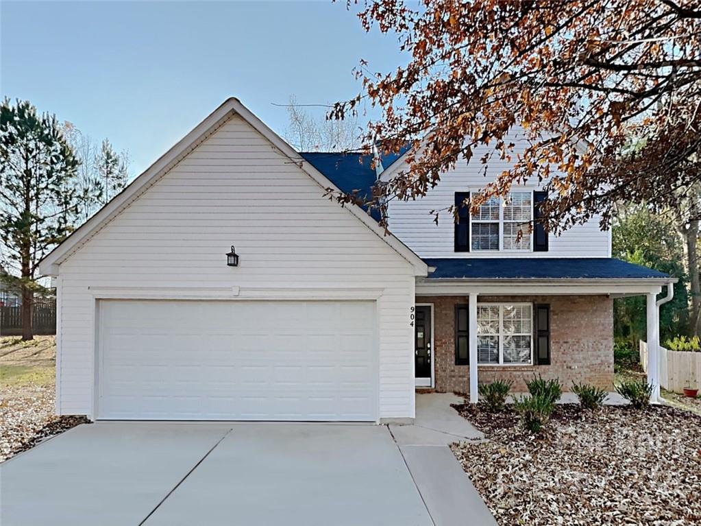 Property image 1 at 904 Grass Hollow Court, Charlotte, NC 28216