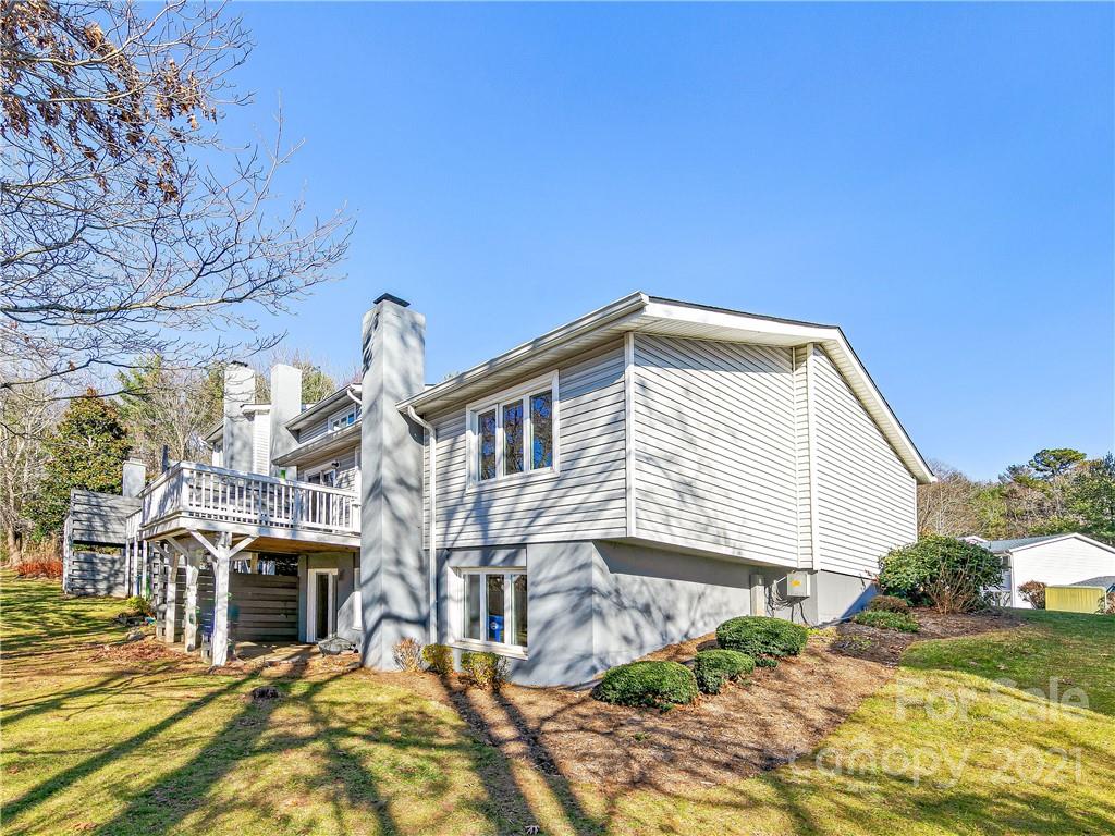 Property image 1 at 21 Hollybrook Drive, Asheville, NC 28803