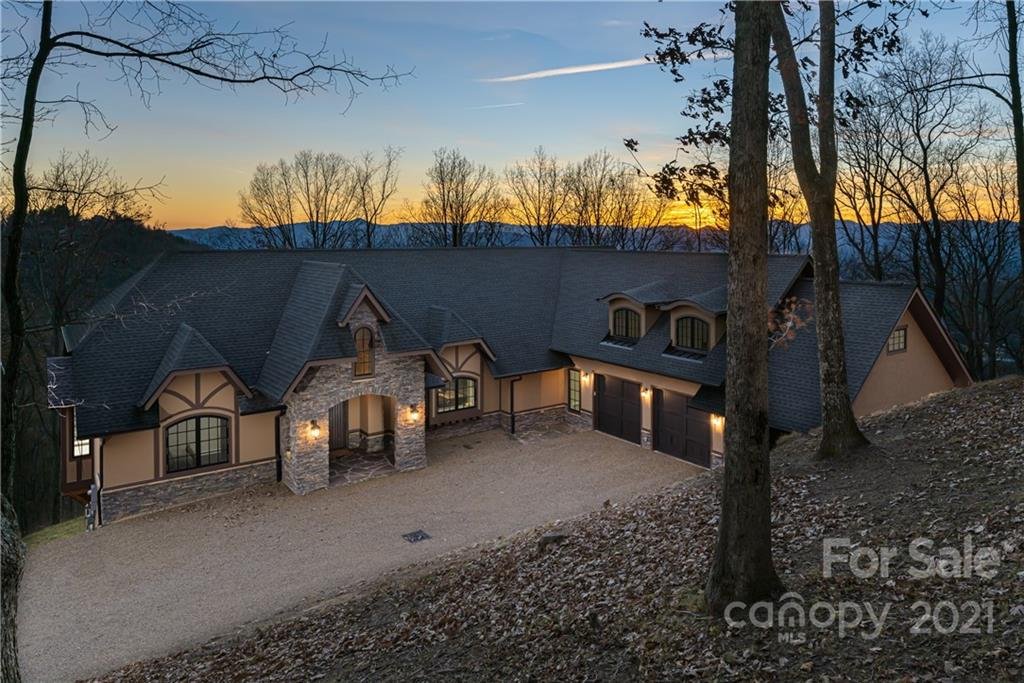 Property image 1 at 34 Waxwing Way, Asheville, NC 28804