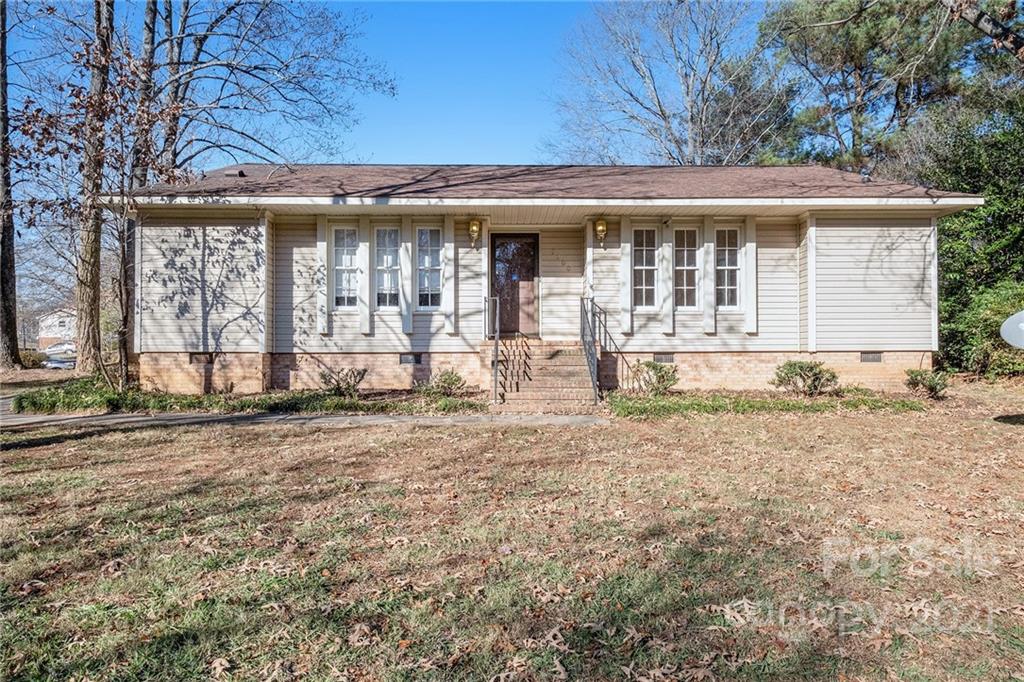 Property image 1 at 3200 Pineridge Lane, Gastonia, NC 28056