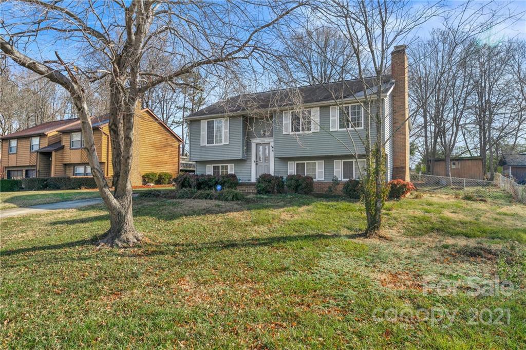 Property image 1 at 4800 Cheviot Road, Charlotte, NC 28269