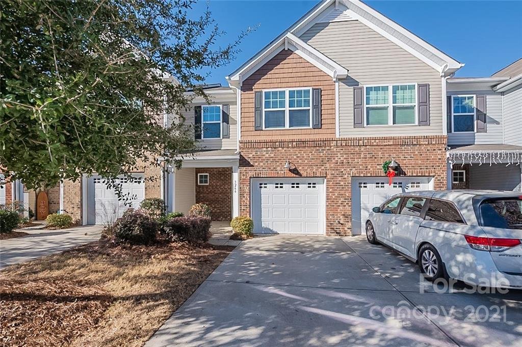 Property image 1 at 3266 Yarmouth Lane, Gastonia, NC 28056