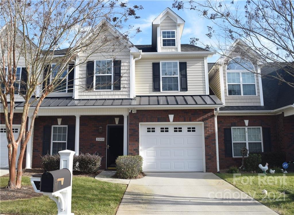 Property image 1 at 2008 Talbot Lane, Hickory, NC 28602