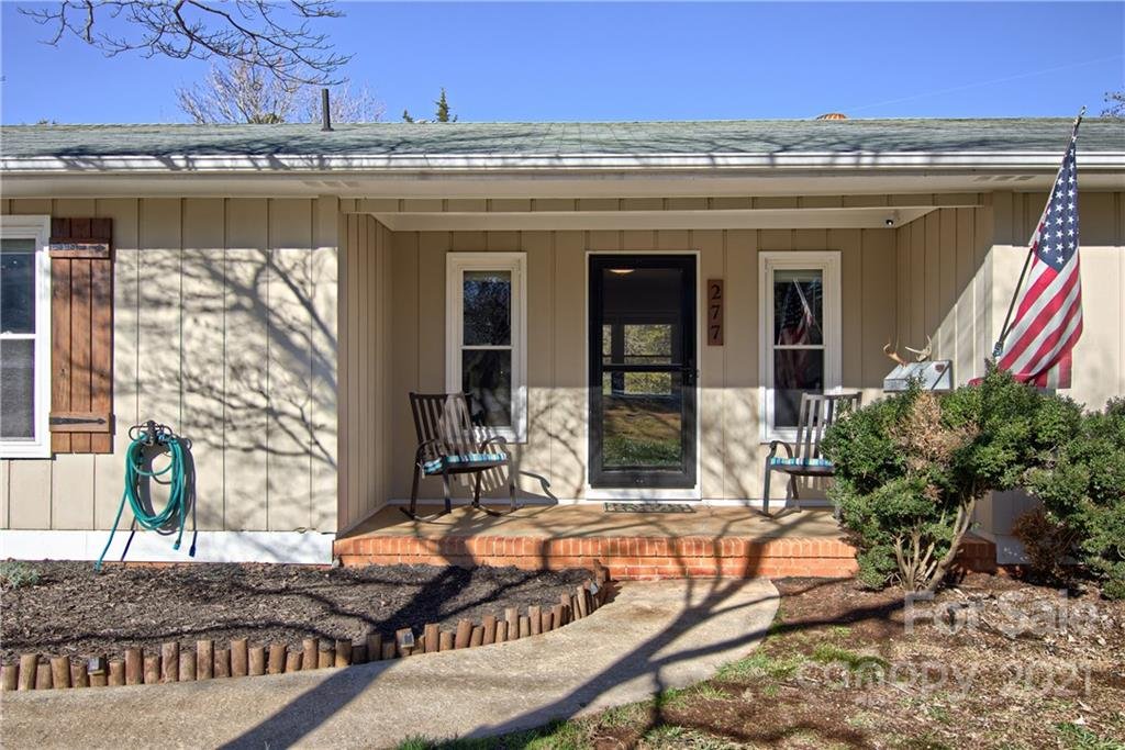 Property image 1 at 277 Clearview Circle, Travelers Rest, SC 29690