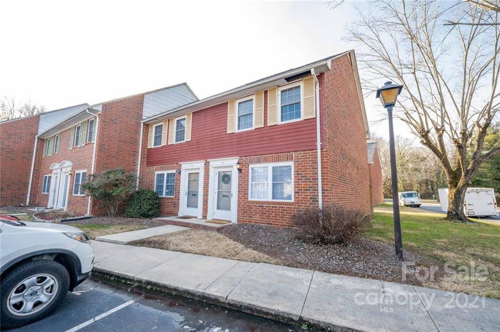 Property image 1 at 1300 Larchmont Place, Salisbury, NC 28144