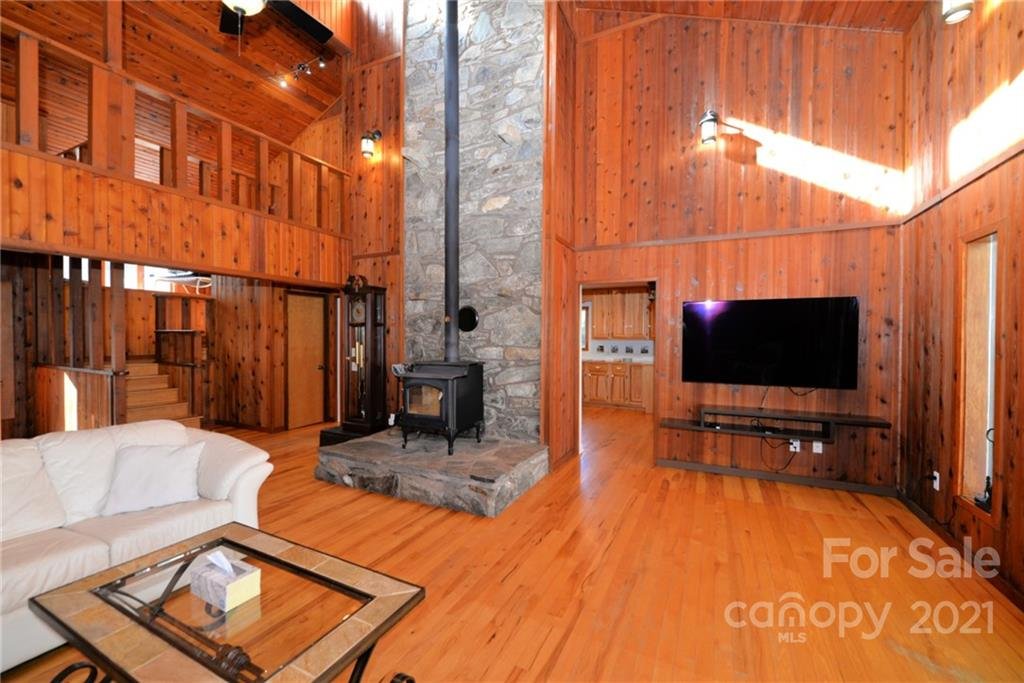 Property image 1 at 390 Echo Drive, Waynesville, NC 28786