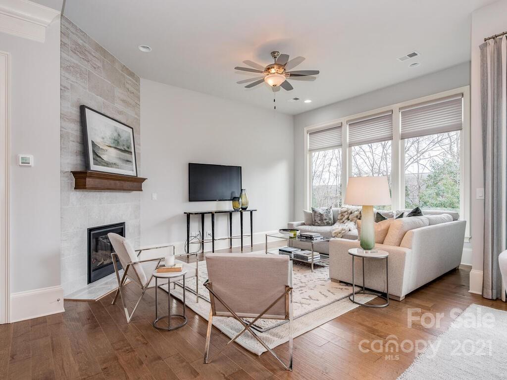 Property image 1 at 5014 Vernet Lane, Charlotte, NC 28210