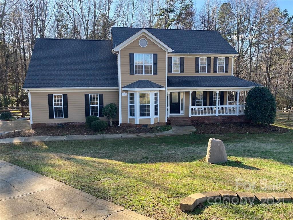 Property image 1 at 7901 White Cliffs Drive, Mint Hill, NC 28227