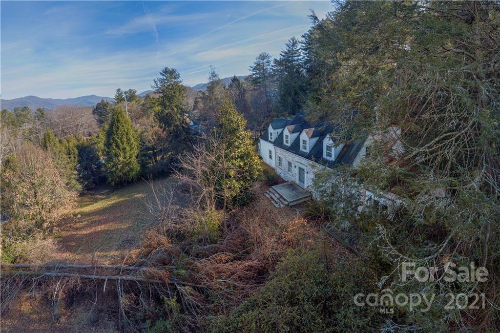 Property image 1 at 3 Pine Tree Road, Asheville, NC 28804