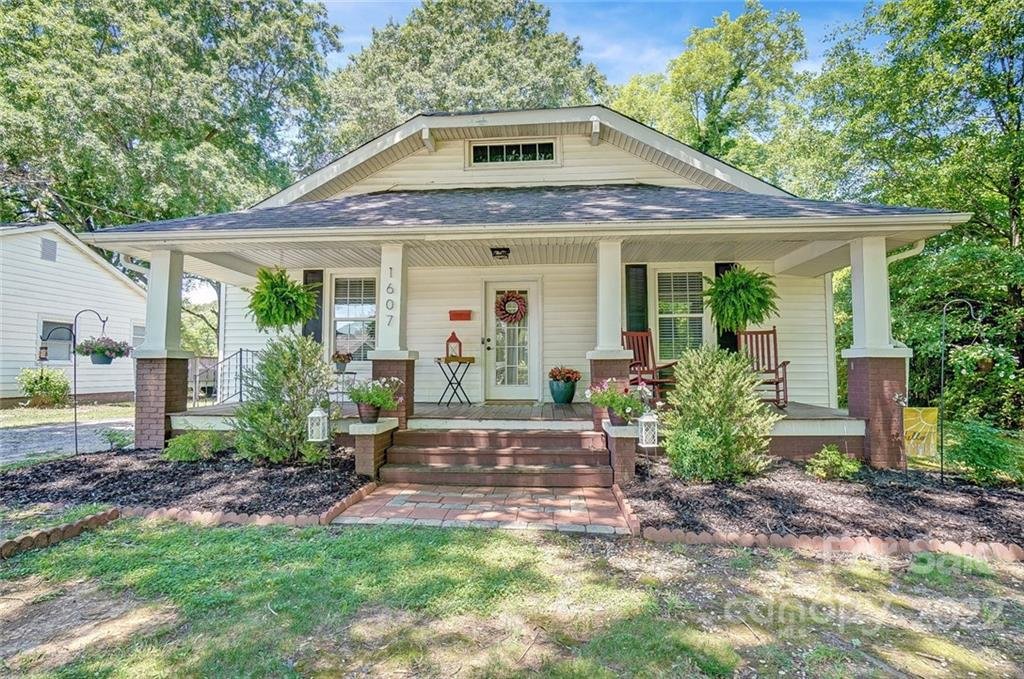 Property image 1 at 1607 Florida Street, Gastonia, NC 28052