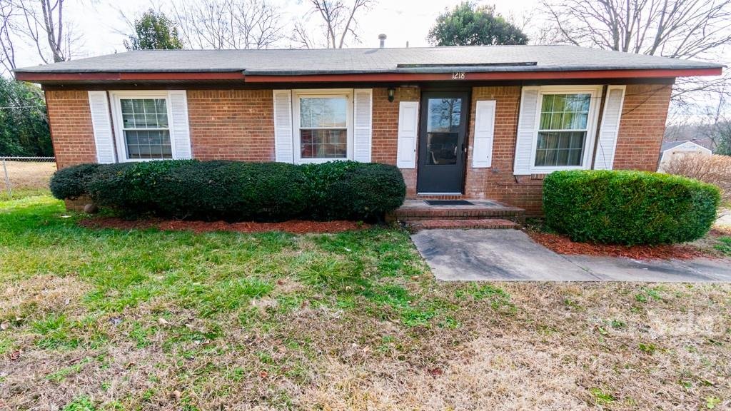 Property image 1 at 1218 Milan Road, Charlotte, NC 28216