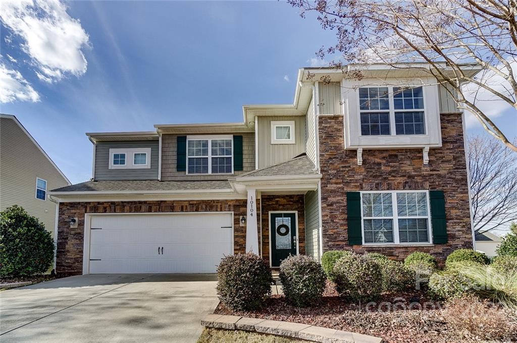 Property image 1 at 10104 Single Oak Court, Pineville, NC 28134