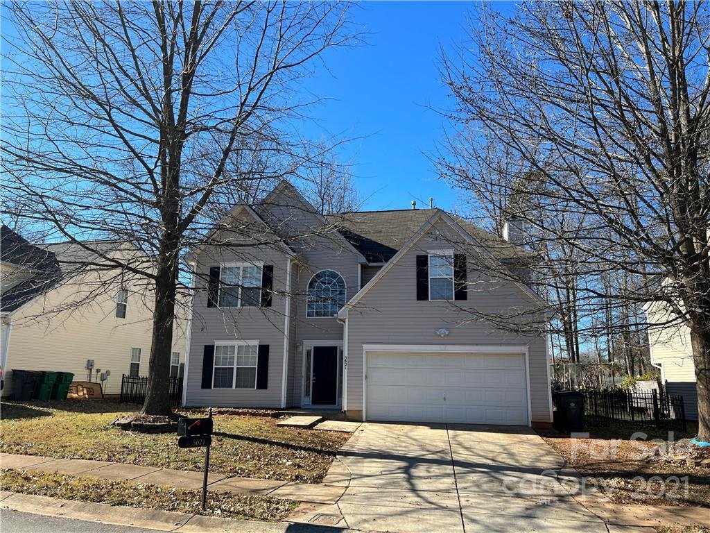 Property image 1 at 5621 Thompson Road, Charlotte, NC 28216