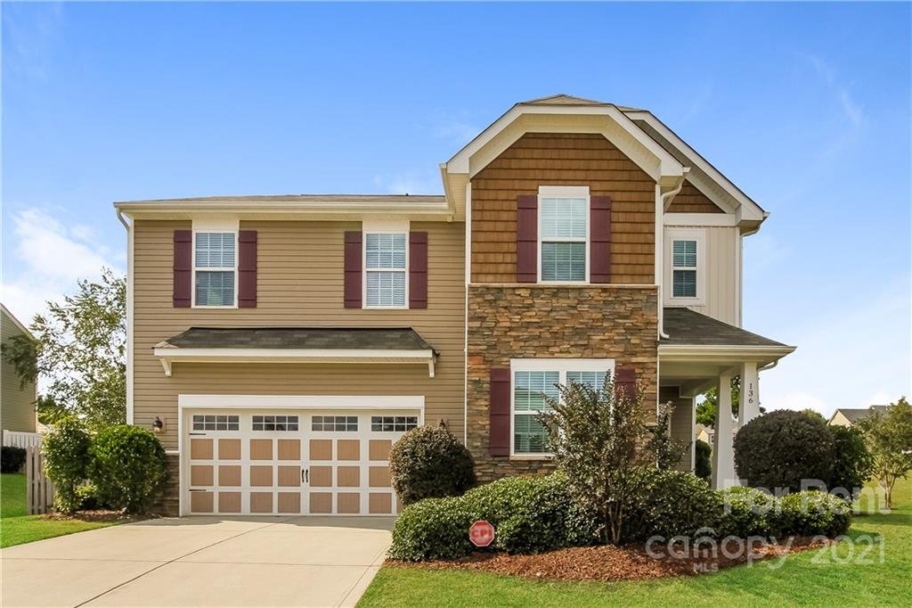 Property image 1 at 136 Glastonbury Drive, Mooresville, NC 28115