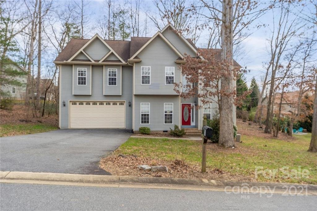 Property image 1 at 31 Helen Holcombe Way, Candler, NC 28715