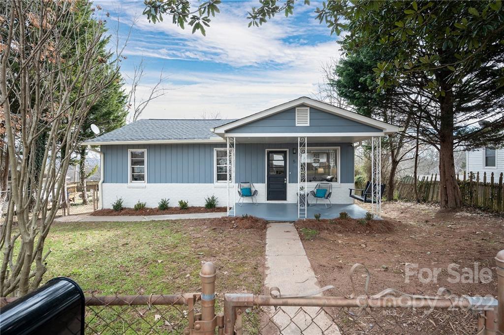 Property image 1 at 5 La Rue Street, Asheville, NC 28806