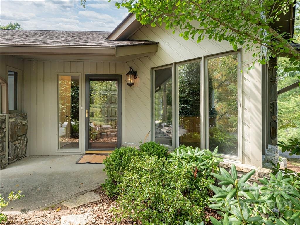 Property image 1 at 2102 Timber Place, Asheville, NC 28804