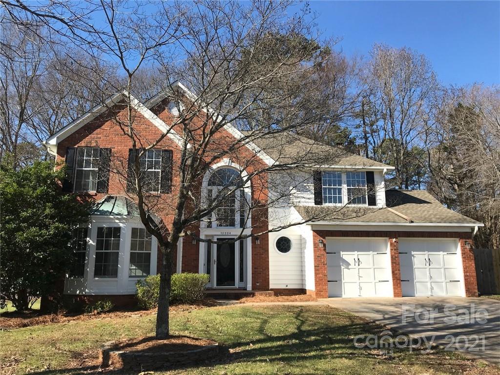 Property image 1 at 12224 Hickory Knoll Court, Matthews, NC 28105