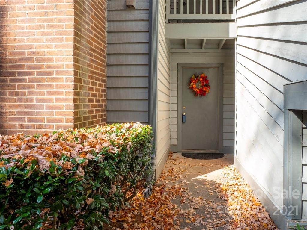 Property image 1 at 5024 Sardis Road, Charlotte, NC 28270