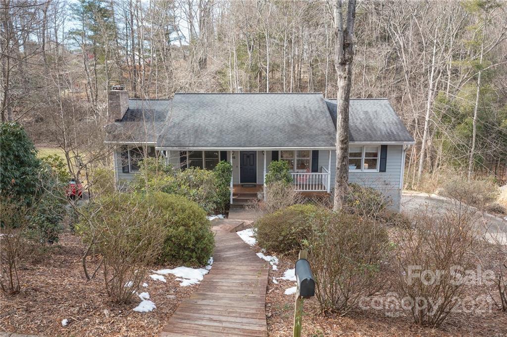 115 Forest Lake Drive