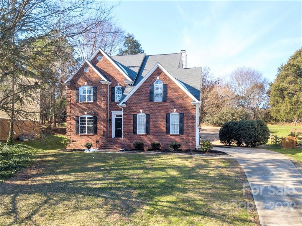 Property image 1 at 10500 Rougemont Lane, Charlotte, NC 28277