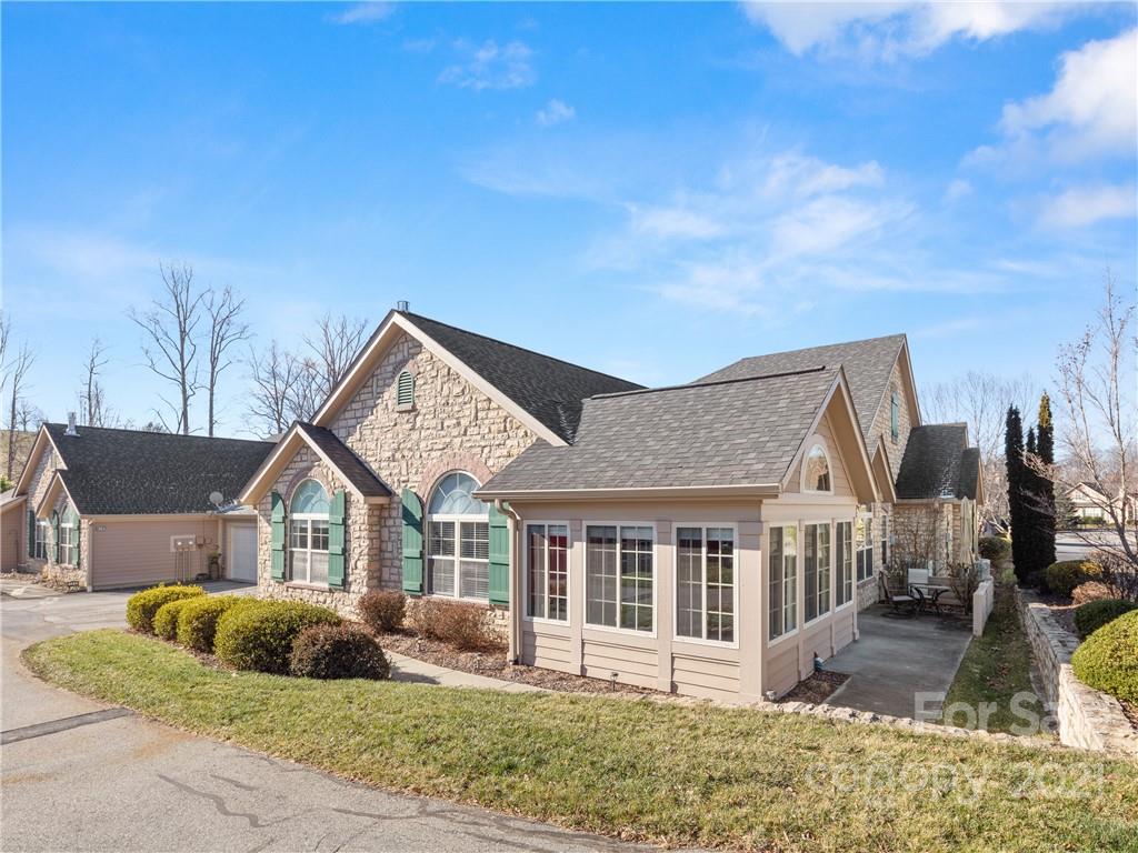 Property image 1 at 102 Mountain Meadow Circle, Weaverville, NC 28787