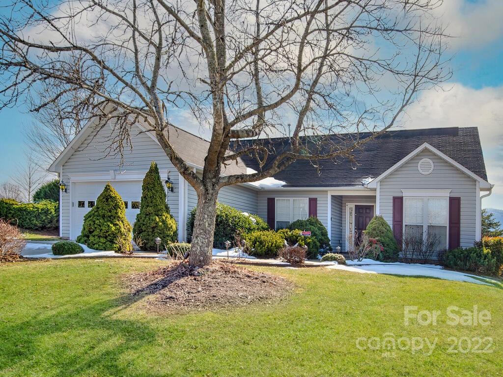 Property image 1 at 402 Silo Drive, Asheville, NC 28806