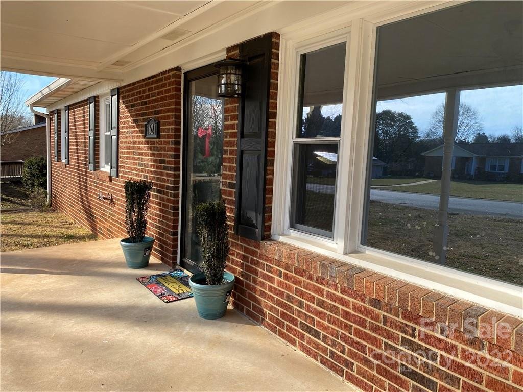 Property image 1 at 1621 Mountain Lane, Shelby, NC 28150