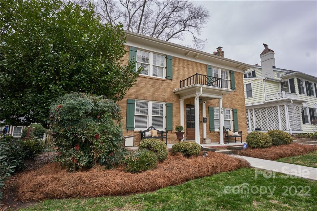 Property image 1 at 907 Edgewood Circle, Gastonia, NC 28052