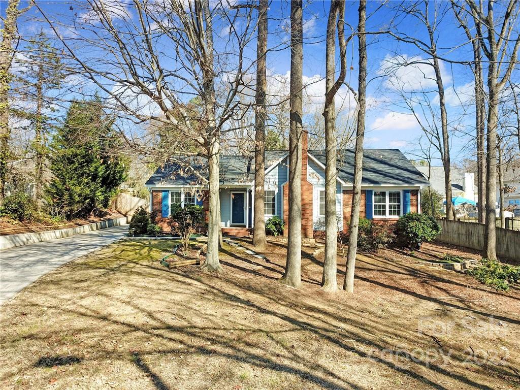 Property image 1 at 8207 White Horse Lane, Charlotte, NC 28270