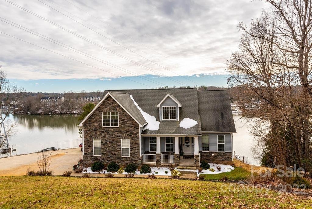 Property image 1 at 5705 Crown Terrace, Hickory, NC 28601