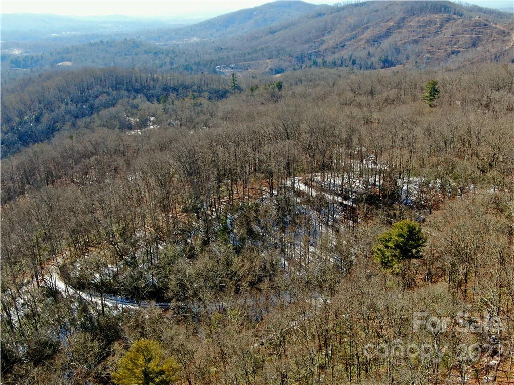 605 Lower Loop Drive