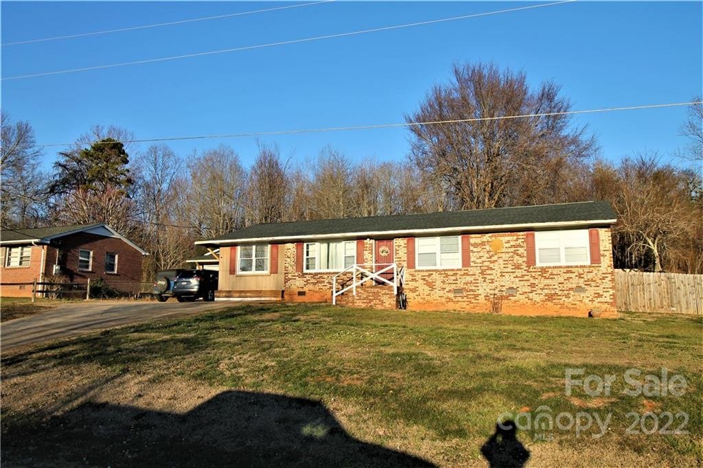 Property image 1 at 200 Donna Avenue, Gastonia, NC 28052