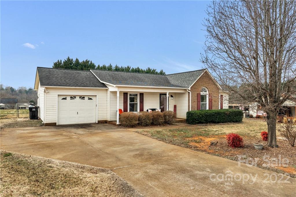 Property image 1 at 2929 Charles Court, Lincolnton, NC 28092