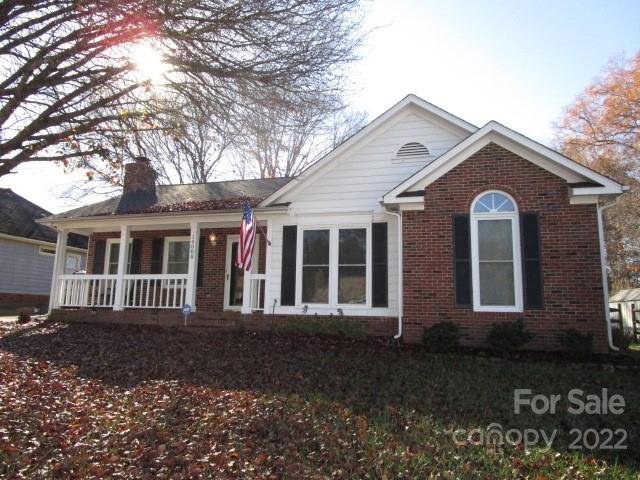 Property image 1 at 14008 Carriage Lake Drive, Charlotte, NC 28273