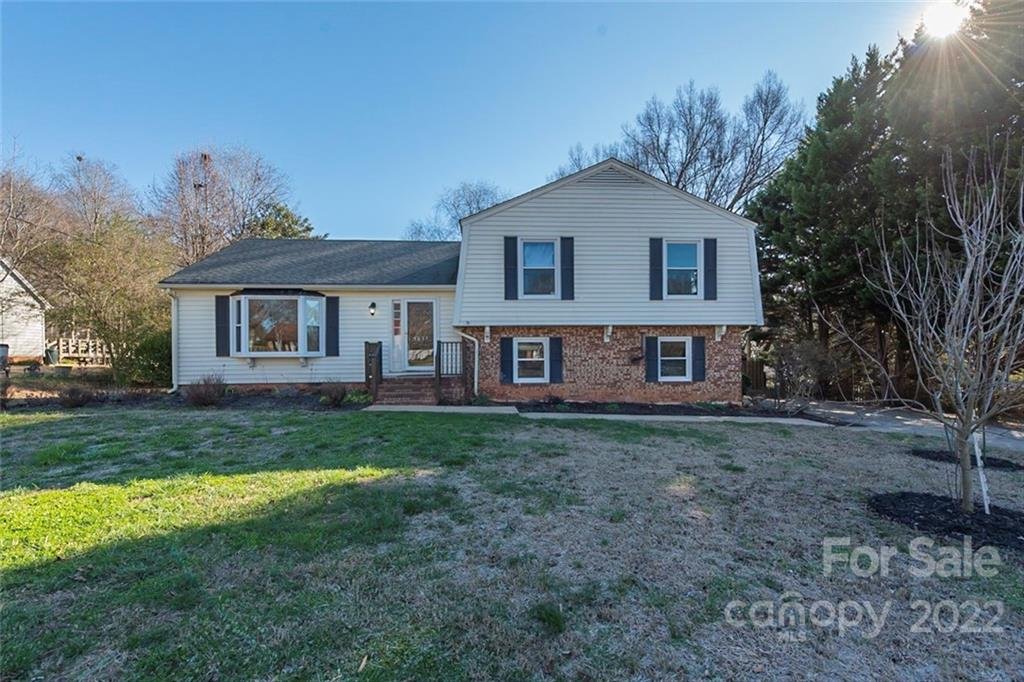 1637 Buckingham Avenue