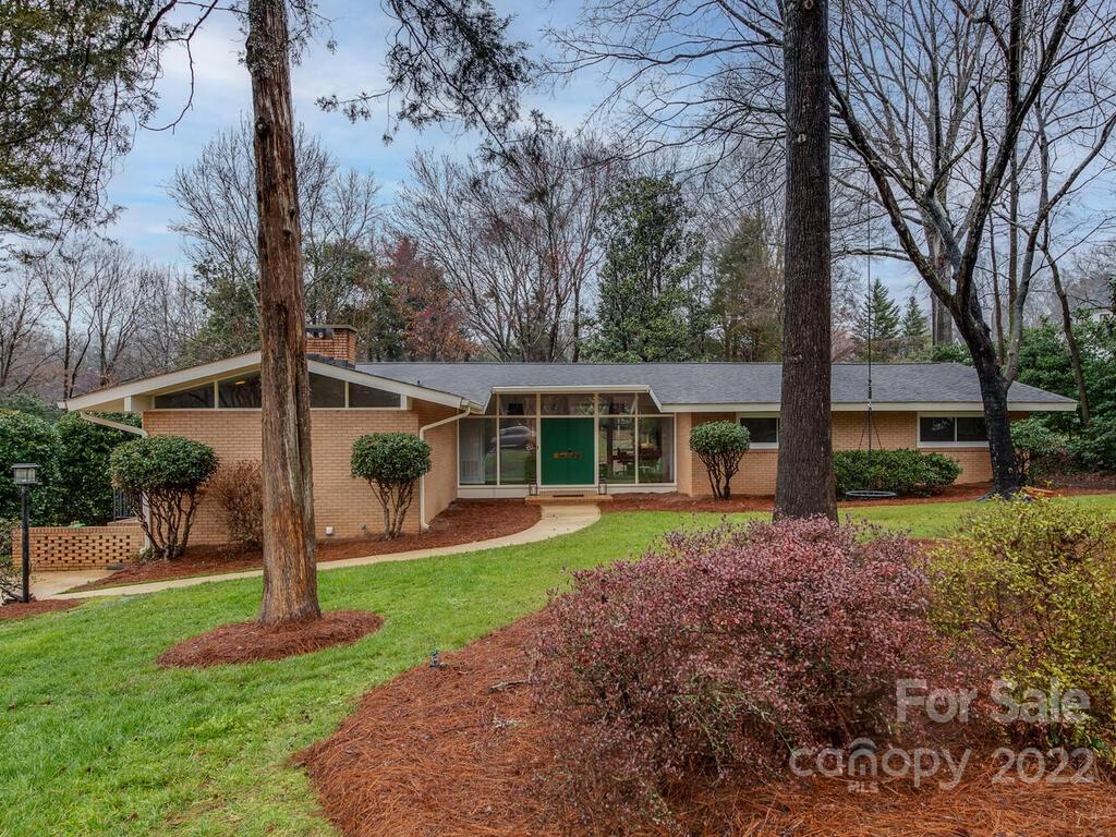 Property image 1 at 608 Robmont Road, Charlotte, NC 28270