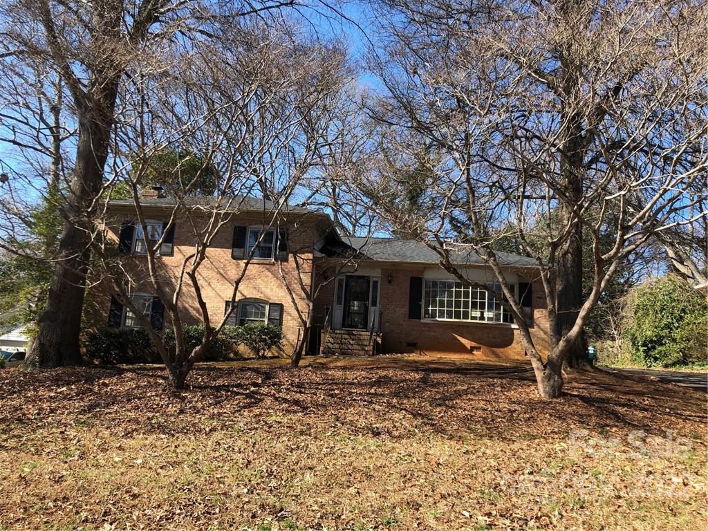 Property image 1 at 6038 Old Providence Road, Charlotte, NC 28278