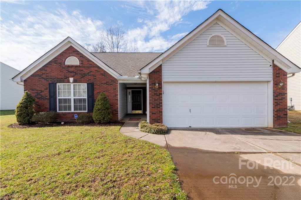 Property image 1 at 6705 Iron Brigade Lane, Charlotte, NC 28269