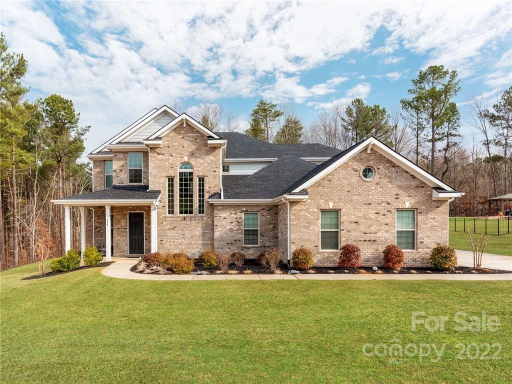 Property image 1 at 244 San Agustin Drive, Mooresville, NC 28117
